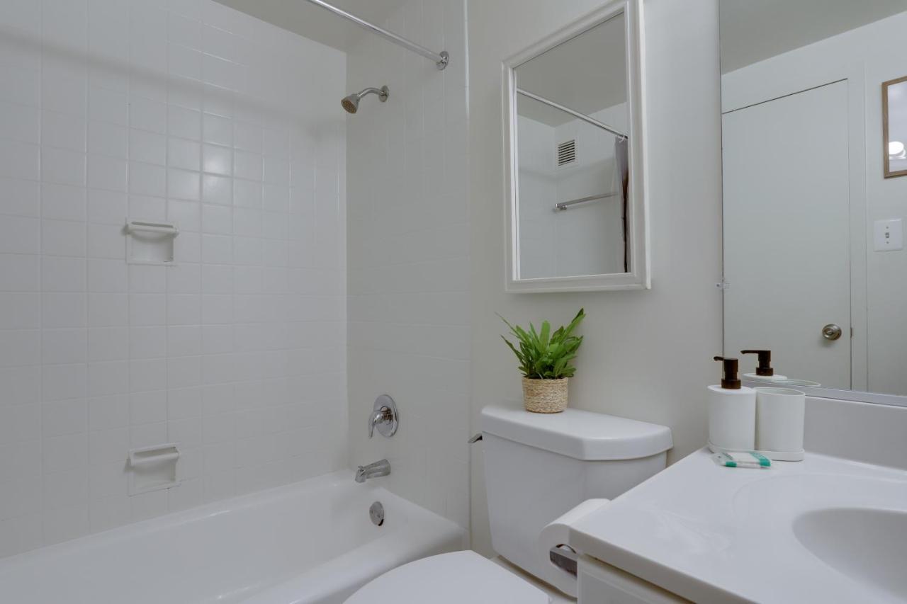 Modern Apartment At Crystal City Arlington Zewnętrze zdjęcie